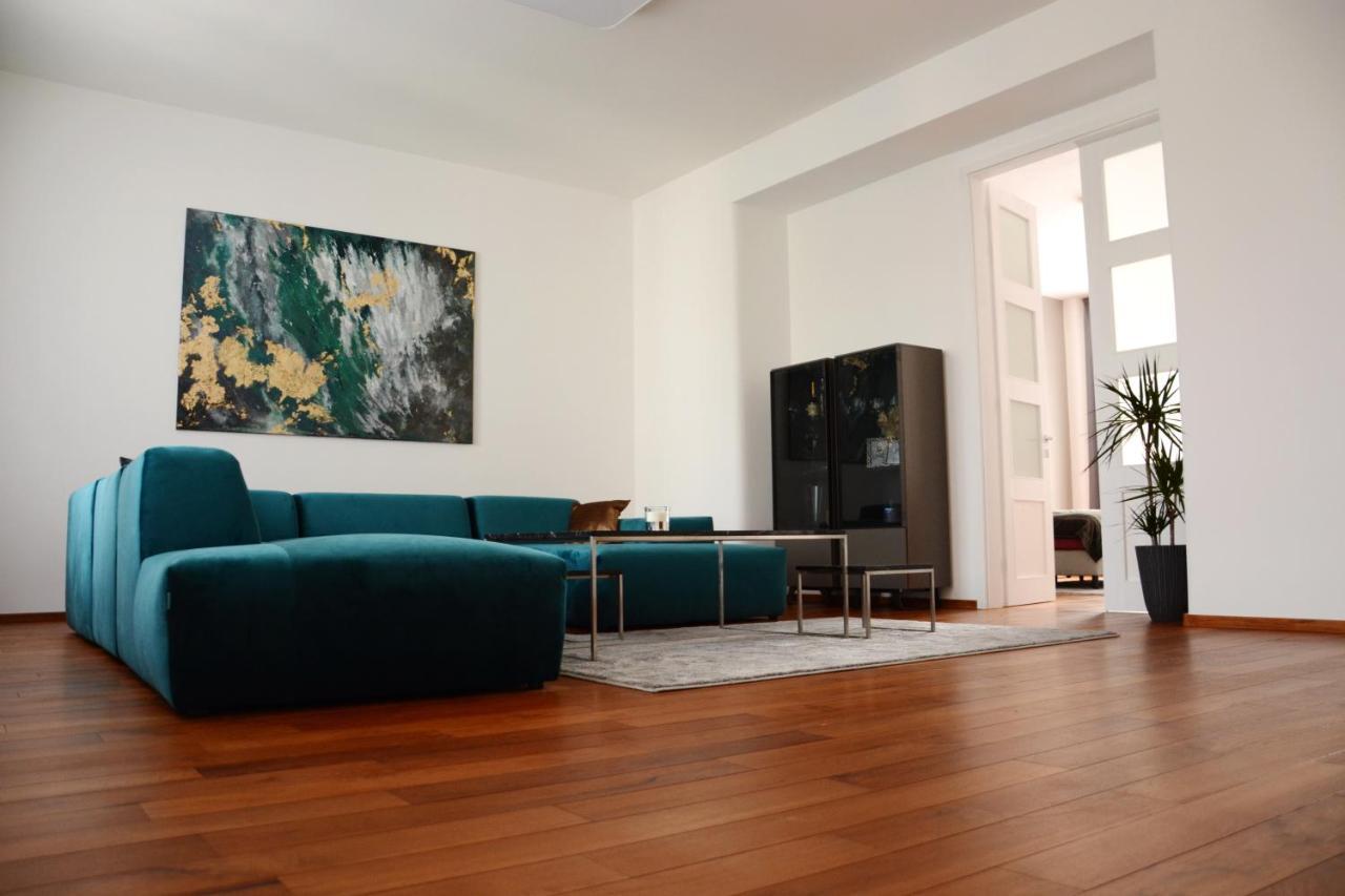 Premium Apartment Near Banska Bystrica Square With Two Big Bedrooms Exterior foto