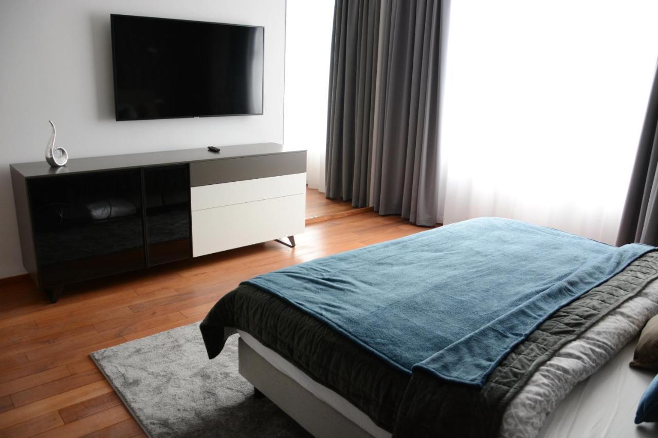 Premium Apartment Near Banska Bystrica Square With Two Big Bedrooms Exterior foto