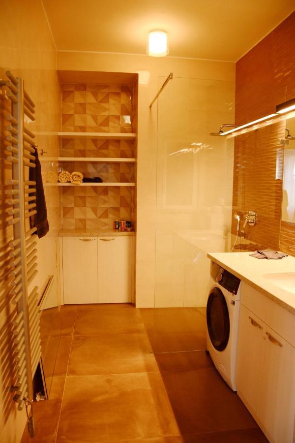 Premium Apartment Near Banska Bystrica Square With Two Big Bedrooms Exterior foto